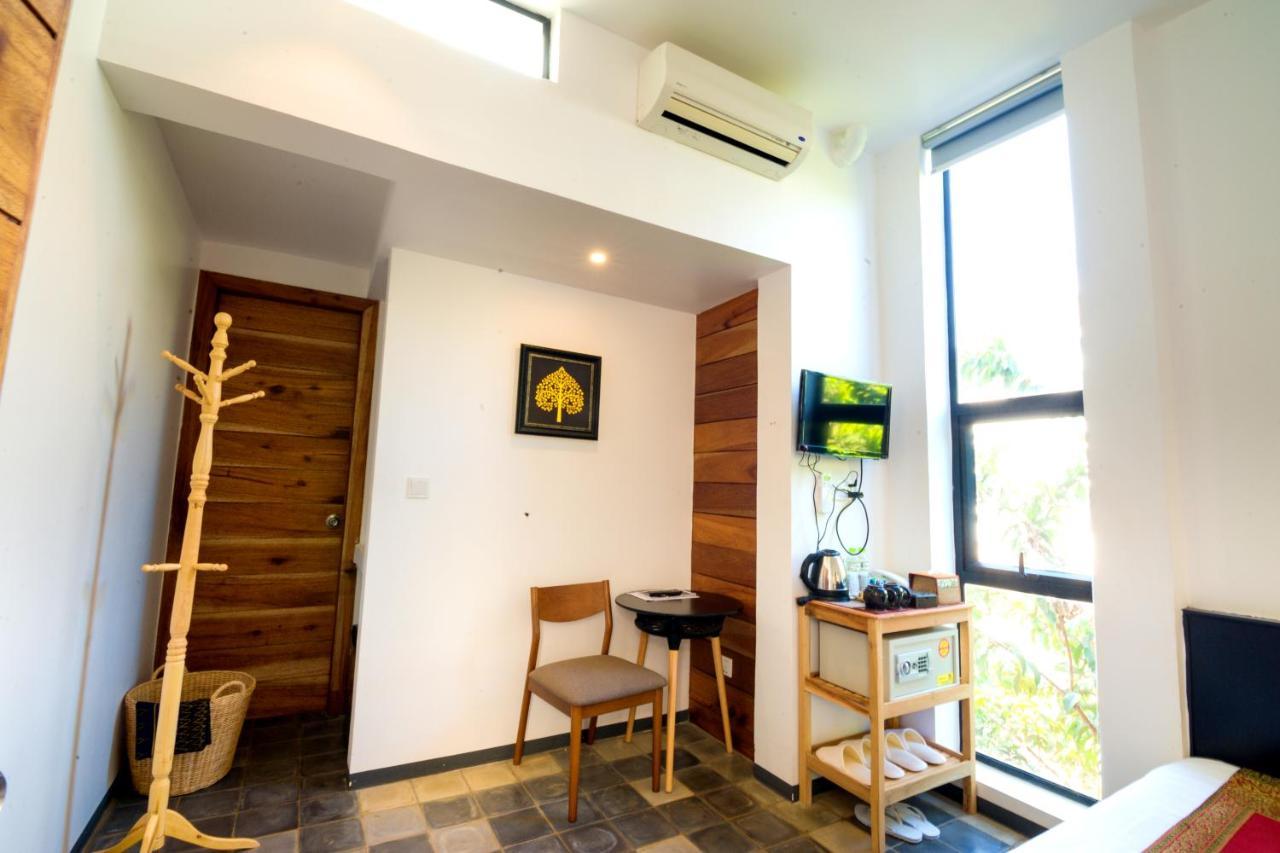 1004 Boutique Hotel 시엠리아프 외부 사진