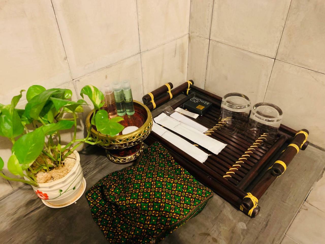 1004 Boutique Hotel 시엠리아프 외부 사진
