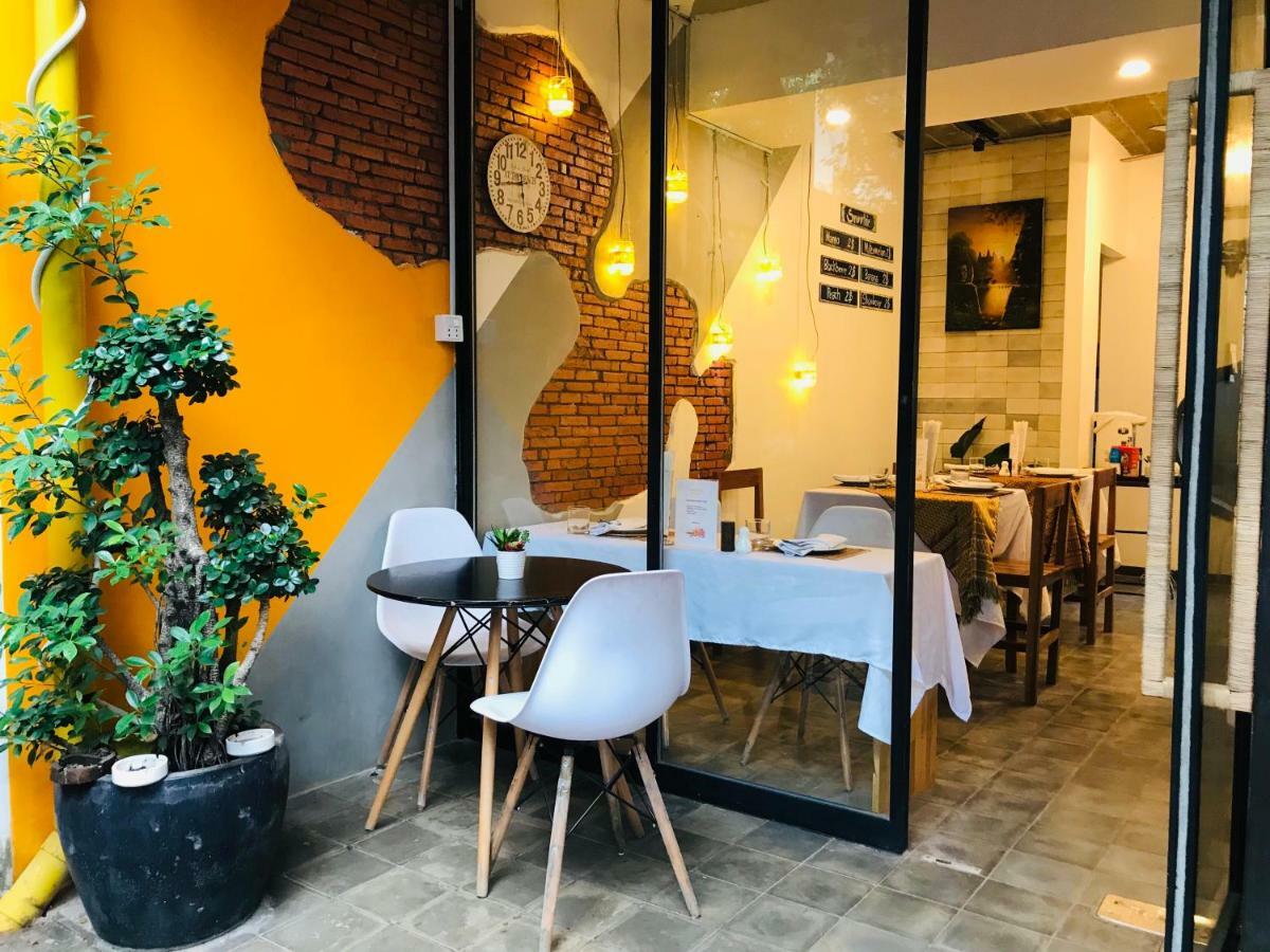 1004 Boutique Hotel 시엠리아프 외부 사진